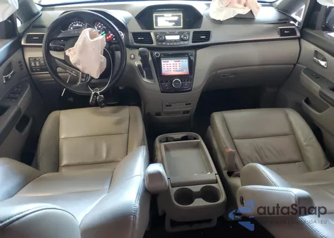 2015 Honda Odyssey Touring z USA, uszkodzony, nr VIN 5FNRL5H98FB080608